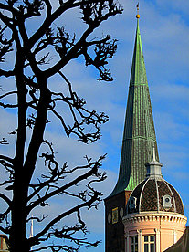  Foto Reiseführer  Dänemark Mit 93 Metern Länge ist der Dom die längste Kirche des Landes